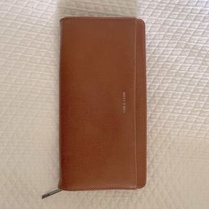 Mat & Nat vegan leather wallet